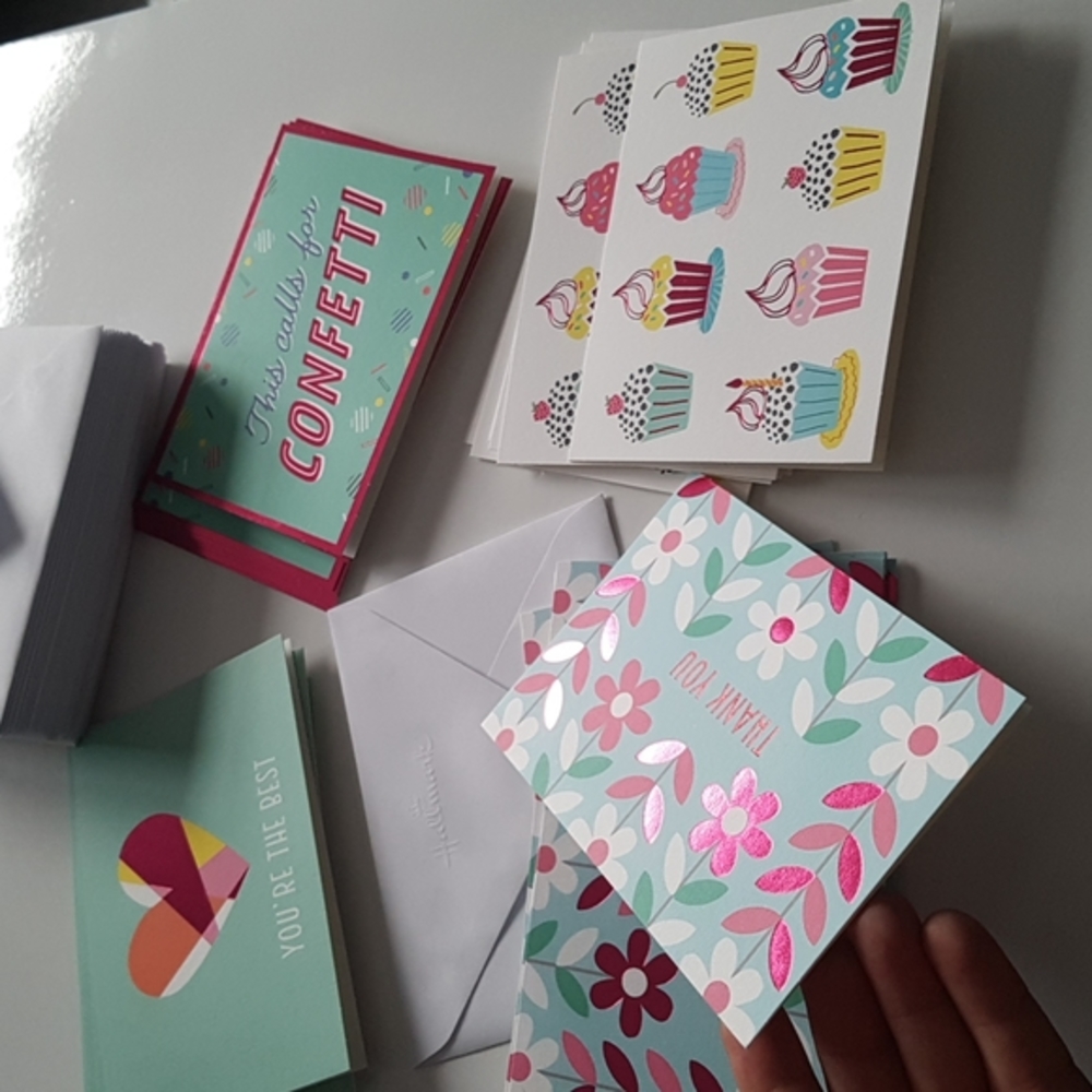 80 pcs Note Cards 4 designs & Envelopes